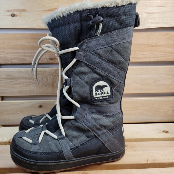 Sorel women winter boots size 6 - Picture 3 of 8